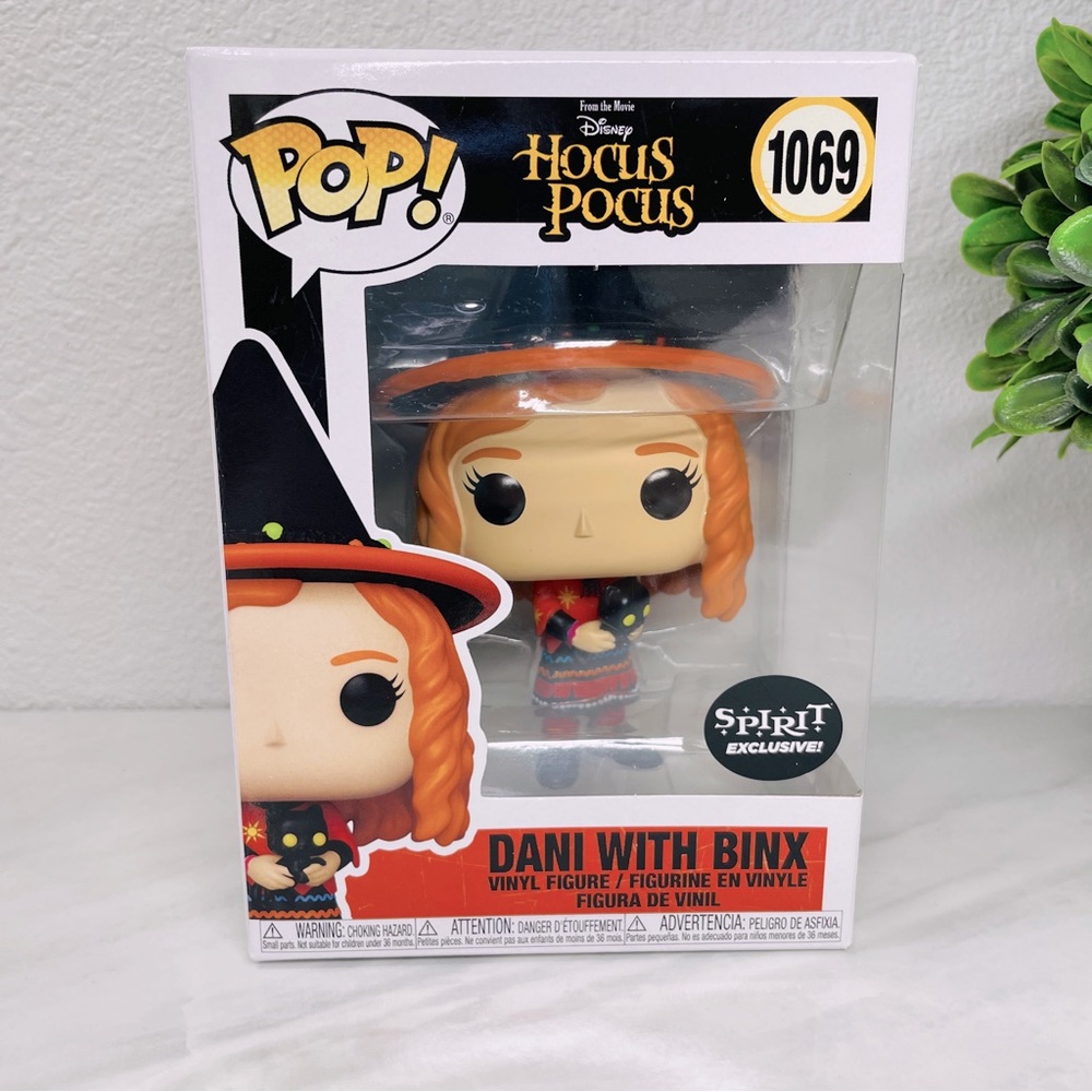 NEW Funko Pop Hocus Pocus Dani with Binx 1069 Spirit Halloween Exclusive Disney
